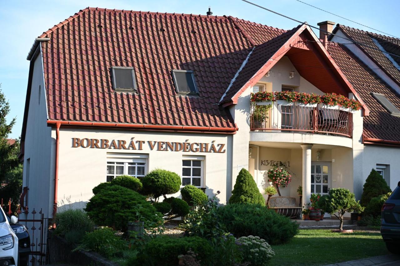 Borbarat Vendeghaz Villa Eger Bagian luar foto