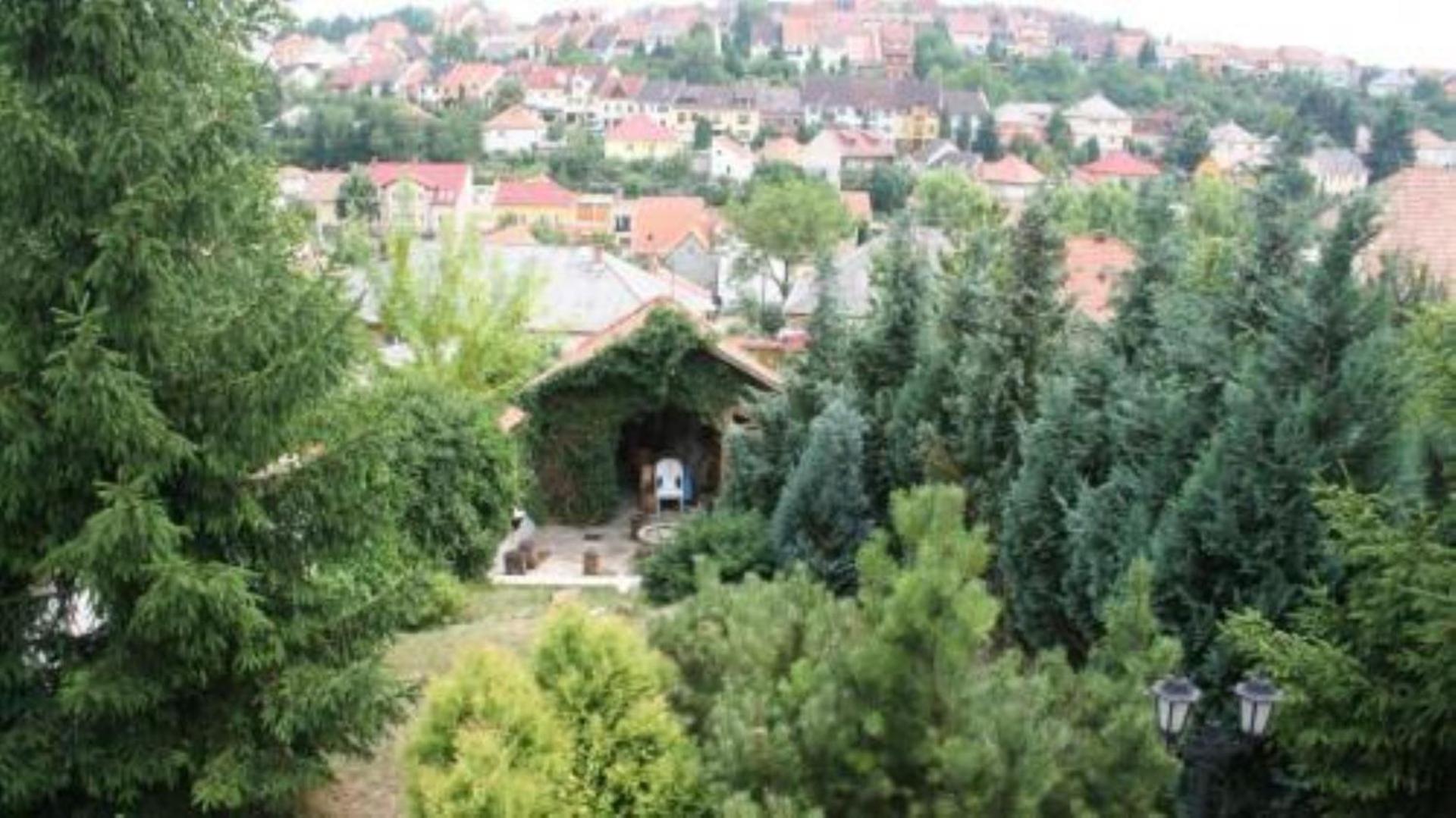 Borbarat Vendeghaz Villa Eger Bagian luar foto